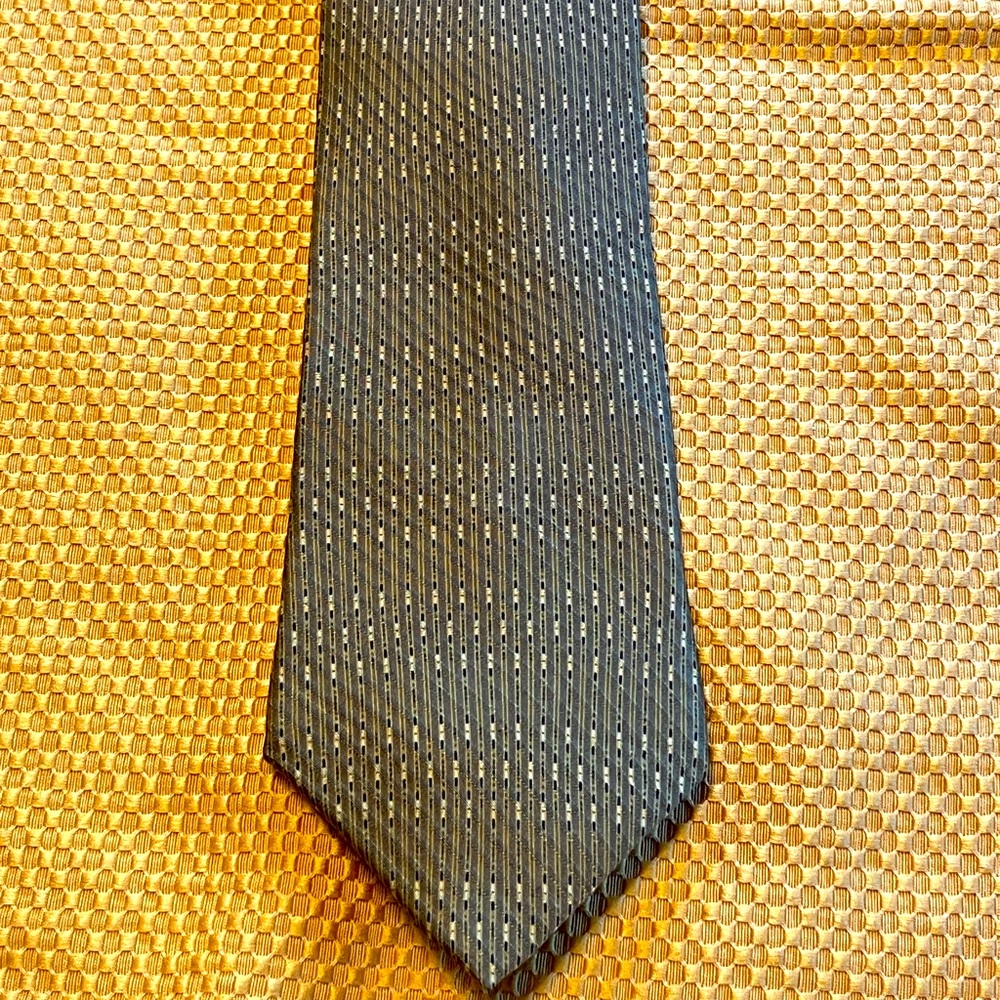 Vintage DKNY 100% Silk Necktie